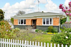 SOLD - 20 Bond St, Hamilton East$632,500