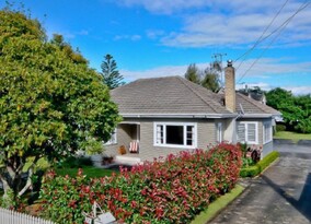 SOLD - 71 Dey Street, Hamilton East$405,000