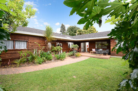 SOLD - 6 Silva Cres, Hillcrest$735,000