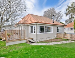 SOLD - 18 Fergusson St, Hamilton East$590,000