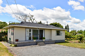 SOLD - 24b Bruce Ave, Glenview$335,000