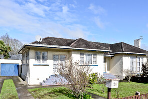 SOLD - 26 Bains Ave, Hamilton East$474,000