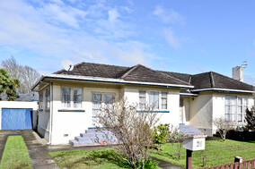 SOLD - 26 Bains Ave, Hamilton East$474,000
