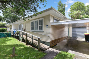 SOLD - 124 Clyde St, Hamilton East$480,000