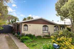 SOLD - 24 Sapphire Pl, Chartwell$471,000