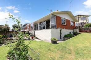 SOLD - 176b Cambridge Rd, Hillcrest$520,000