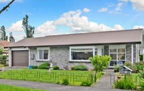 SOLD - 14 Flynn Rd, Hillcrest$435,000