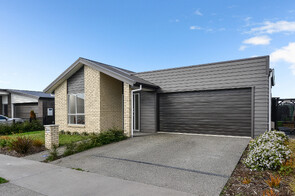 SOLD - 34 Voight Ave, Chartwell$780,000