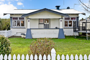 SOLD - 109 Albert St, Hamilton East$480,000